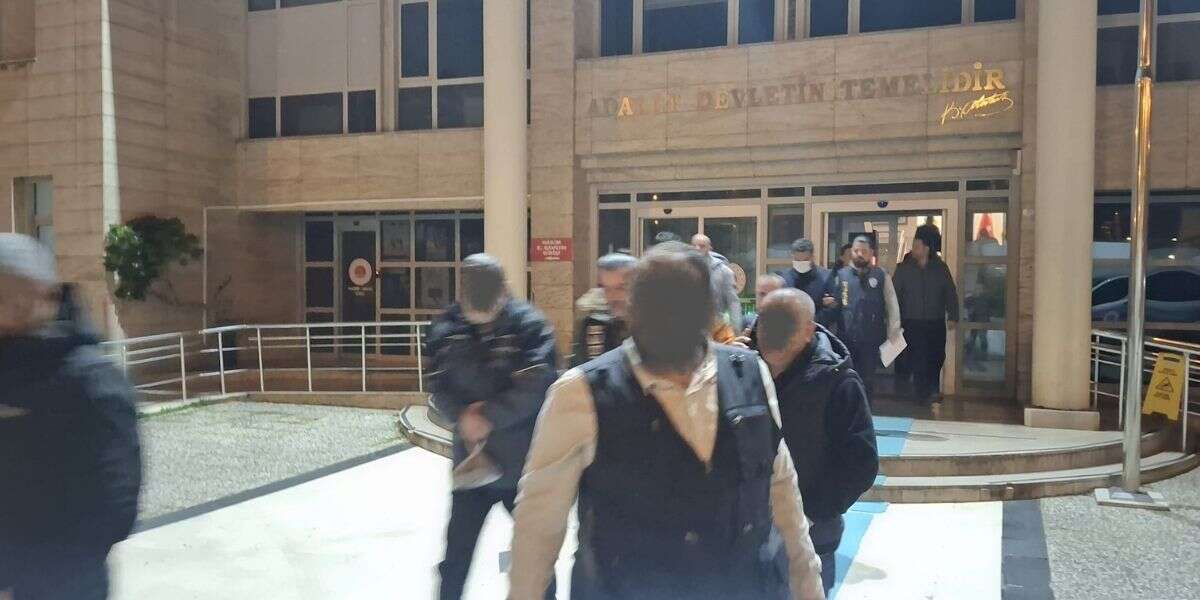 Muğla’daki "Sakaraltı Sakarüstü Operasyonununda Önemli Gelişme “8 şüpheliden 3’ü Tutuklandı” 4